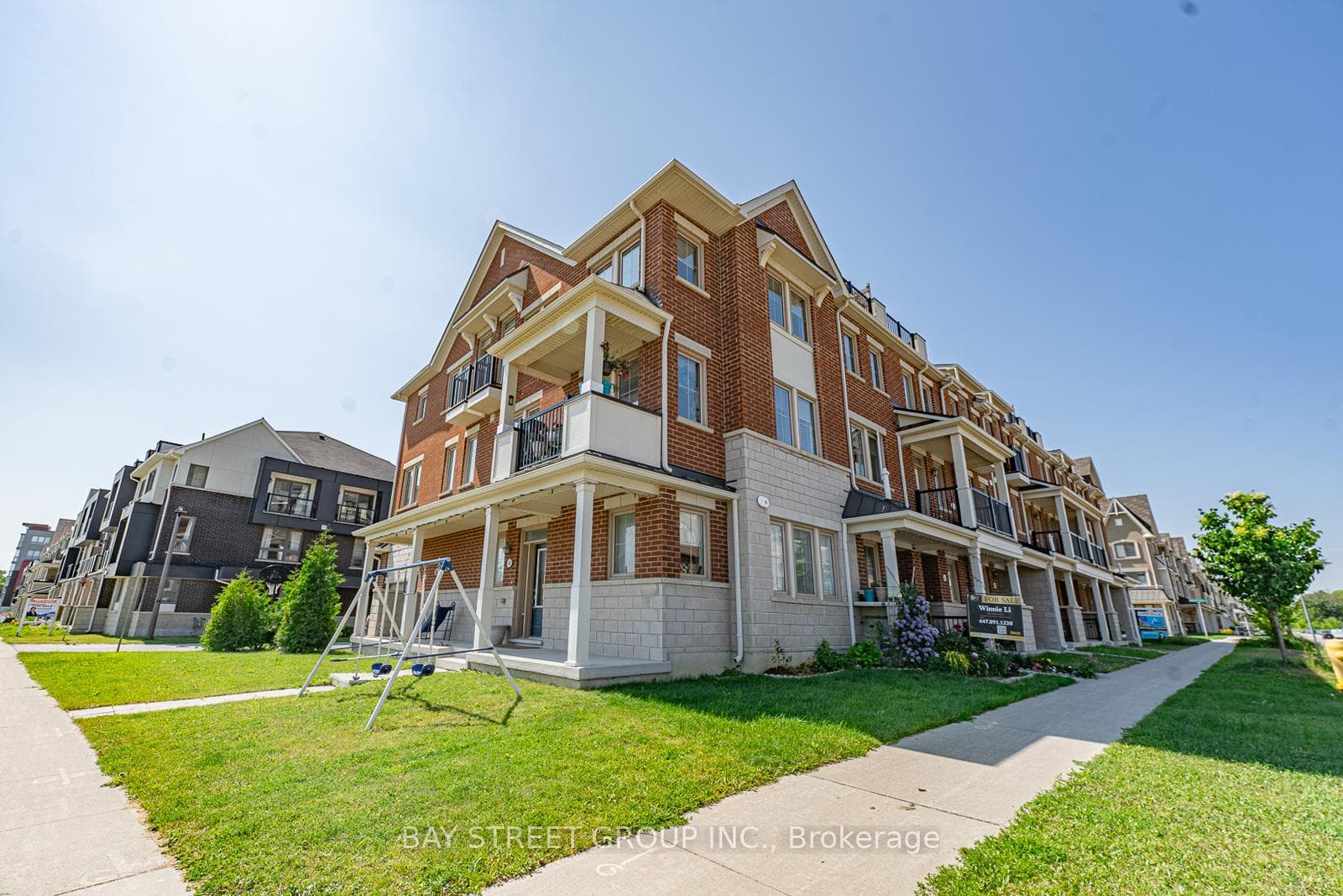 42 Cornell Centre Boulevard photo 5