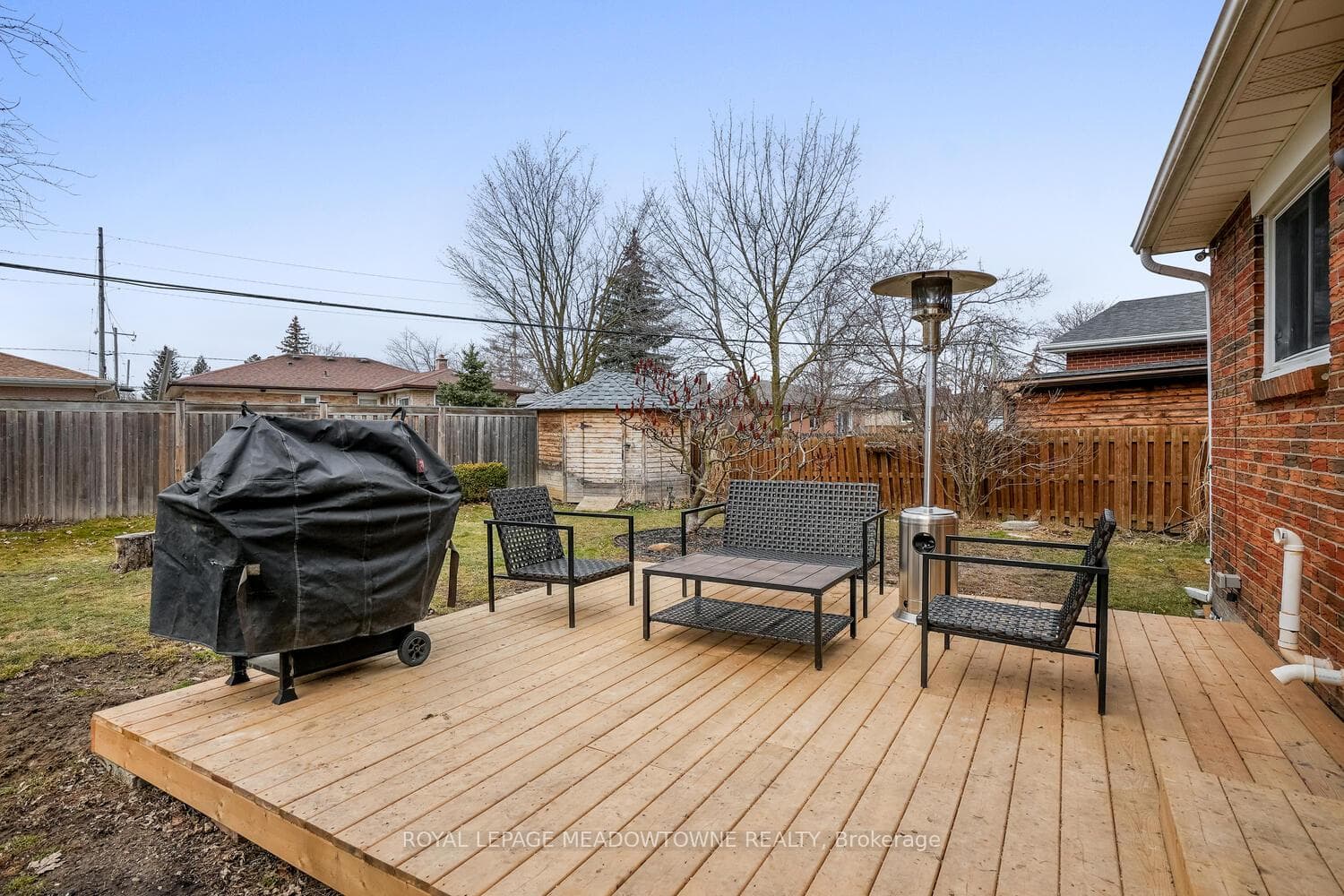 10 Roydon Place photo 28