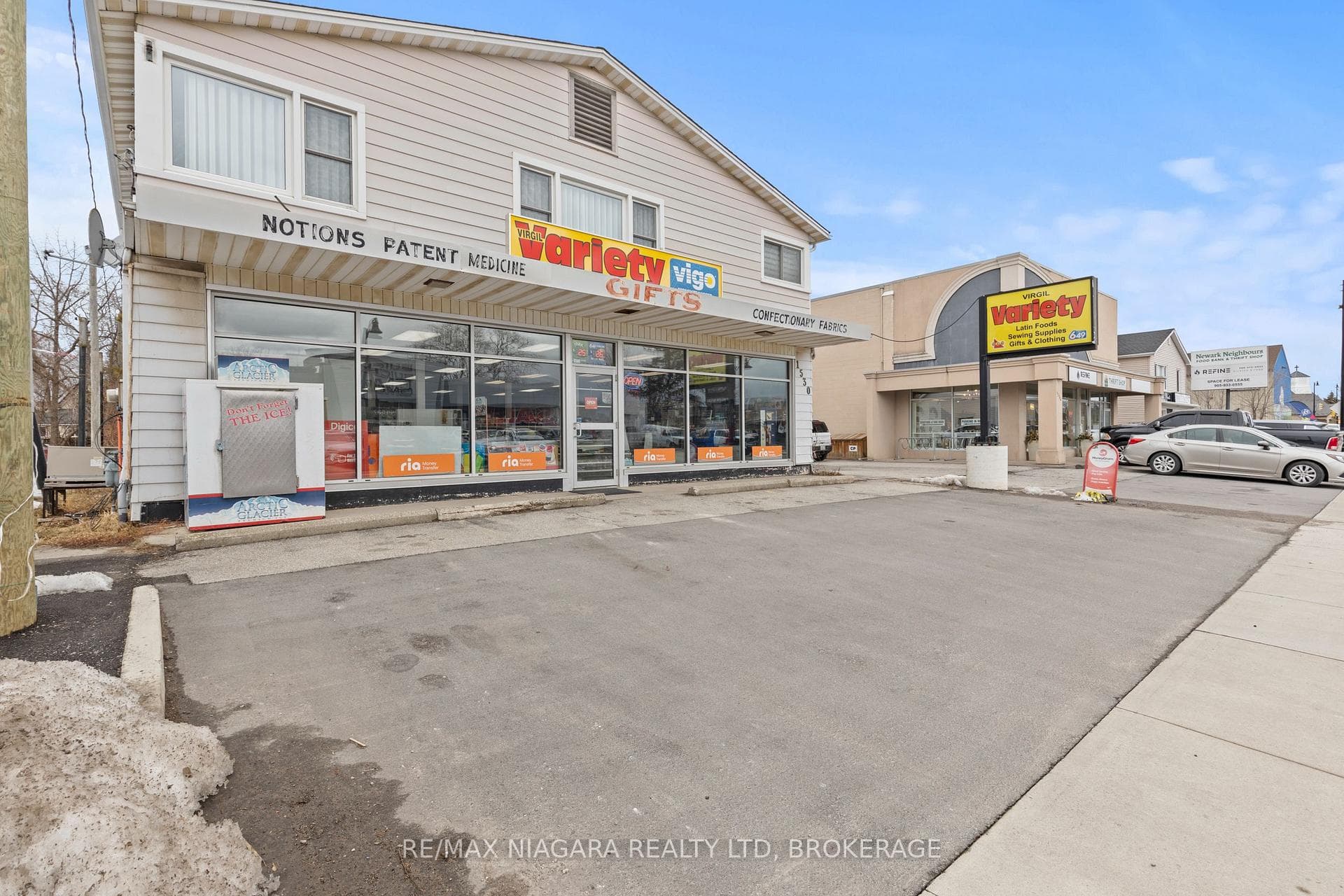 1530 NIAGARA STONE Road photo 1