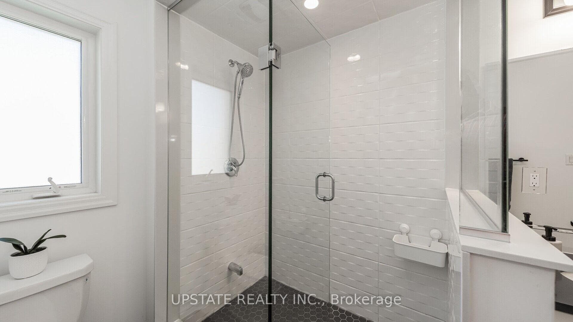 1635 Thames Circle photo 25