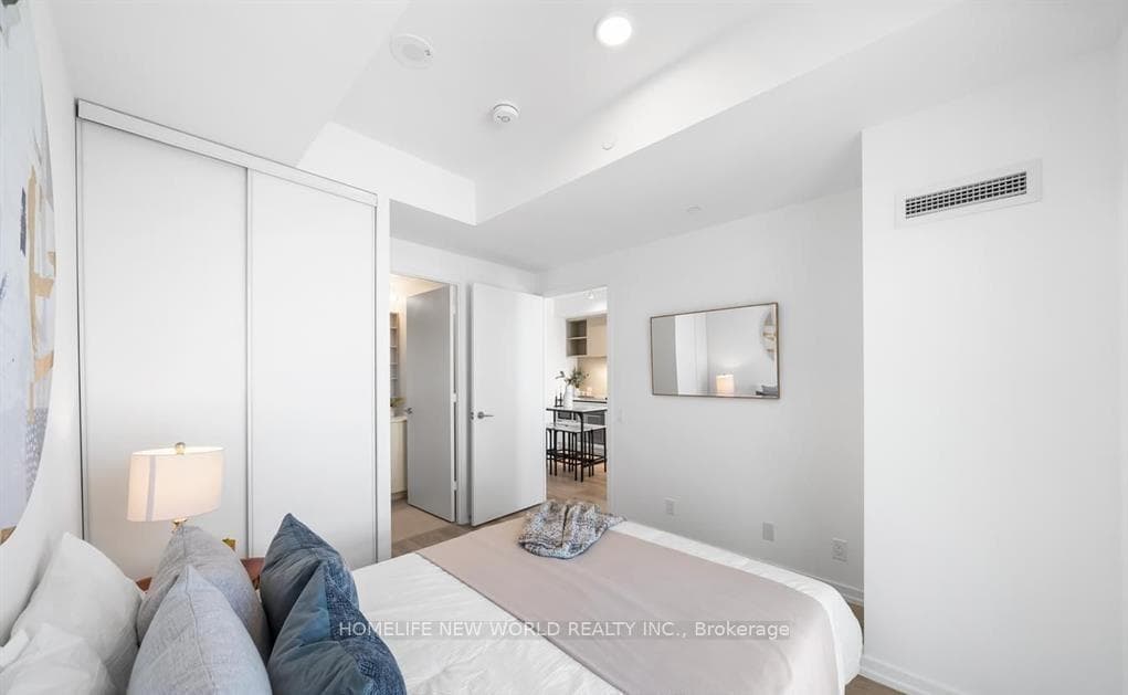 7890 Jane Street Unit 2305 photo 15