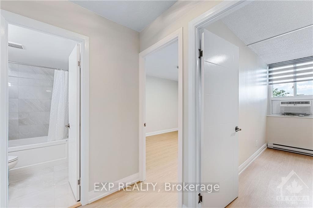 2000 JASMINE Crescent Unit 213 photo 19