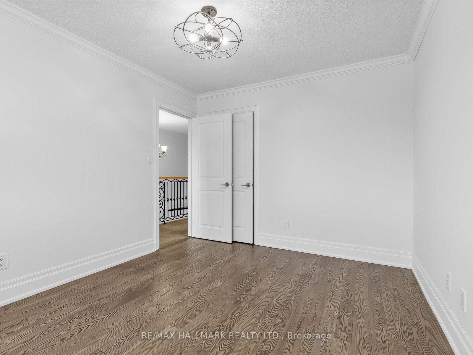 287 Andy Crescent photo 29