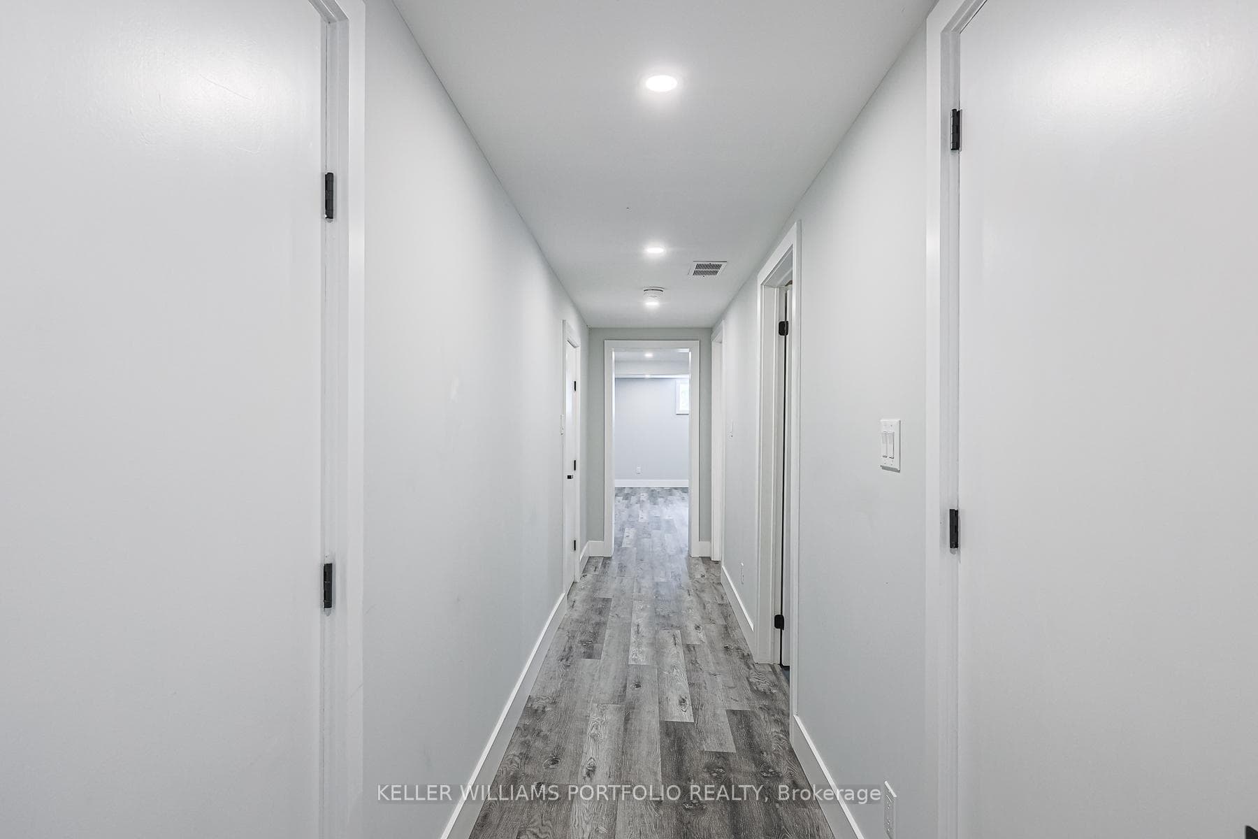210 Renforth Drive photo 26