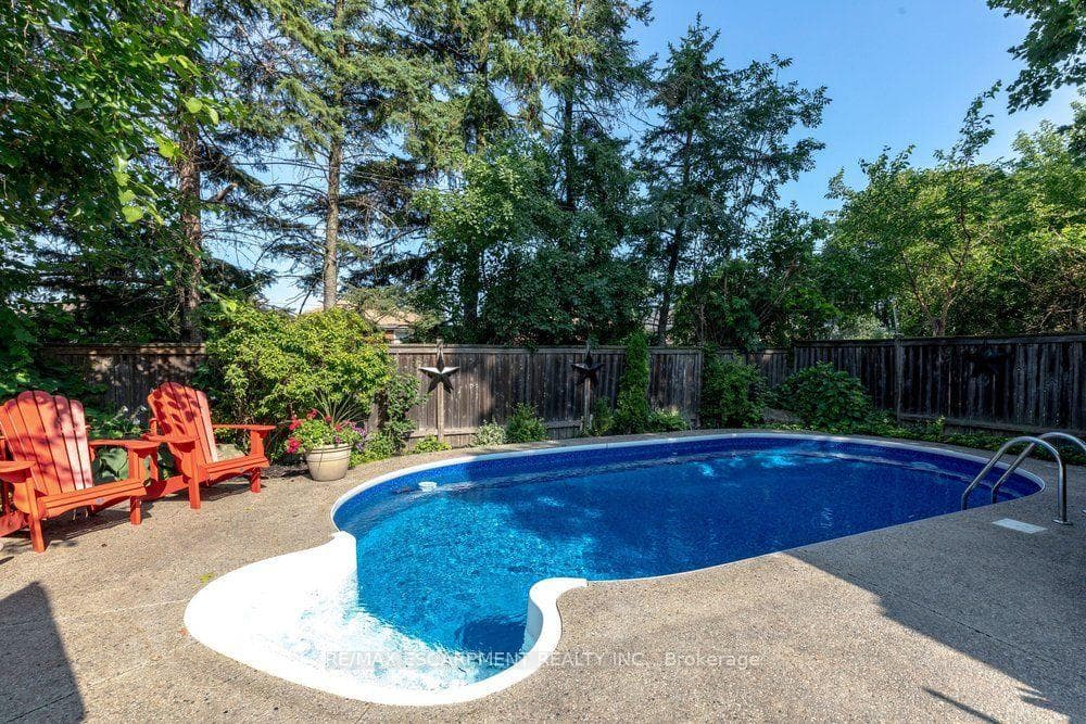 328 East 19th Street photo 42