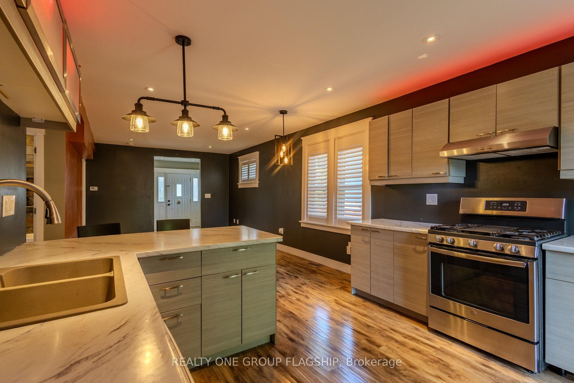 4774 THIRD Avenue photo 16