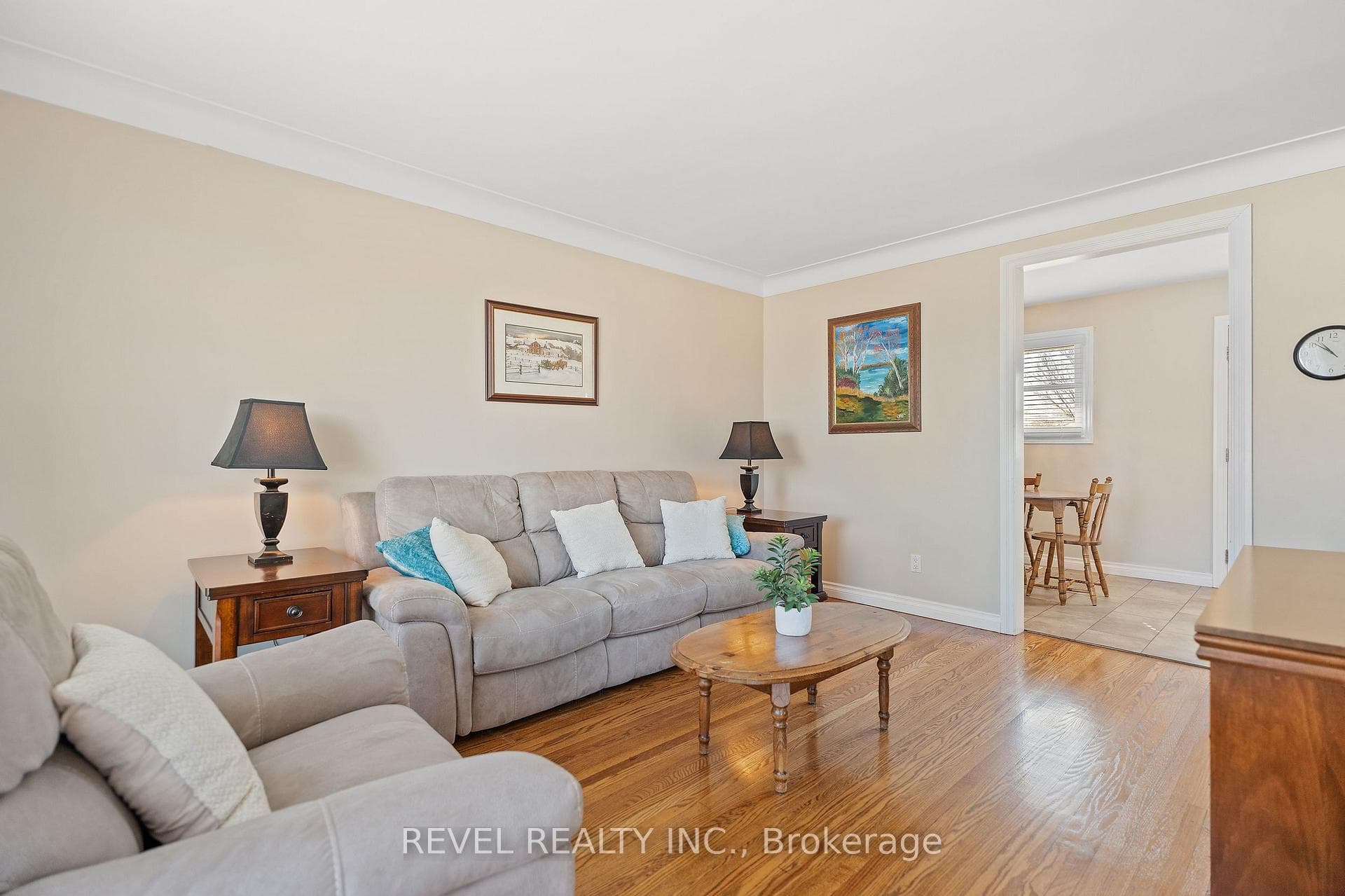 34 Sheba Crescent photo 4