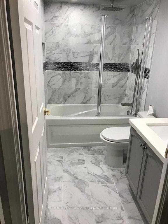 30 Grand Trunk Crescent Unit 1508 photo 8