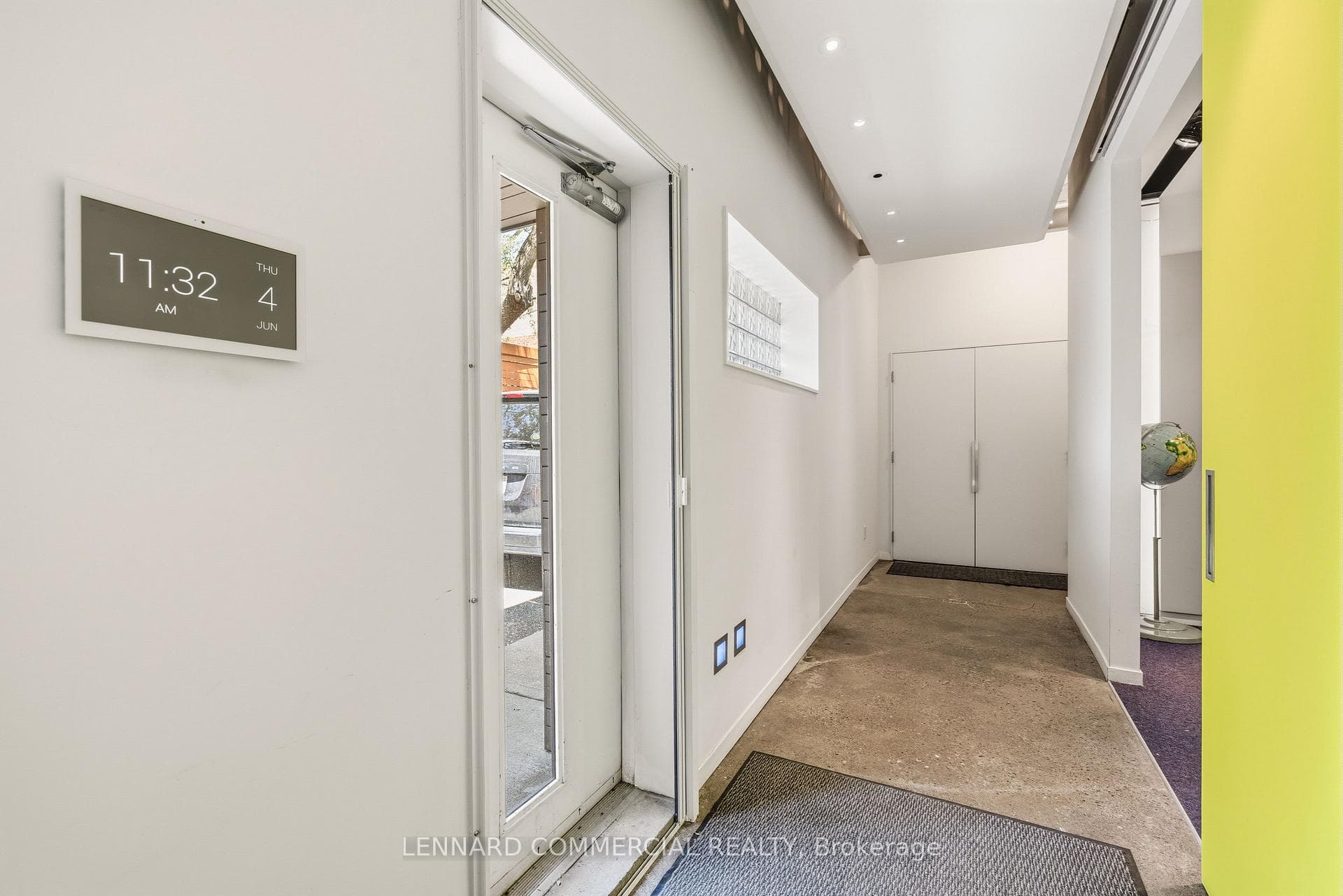 121 Logan Avenue photo 6