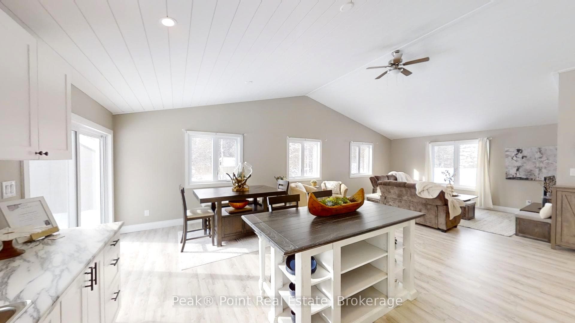 581 PIKE BAY Road photo 21