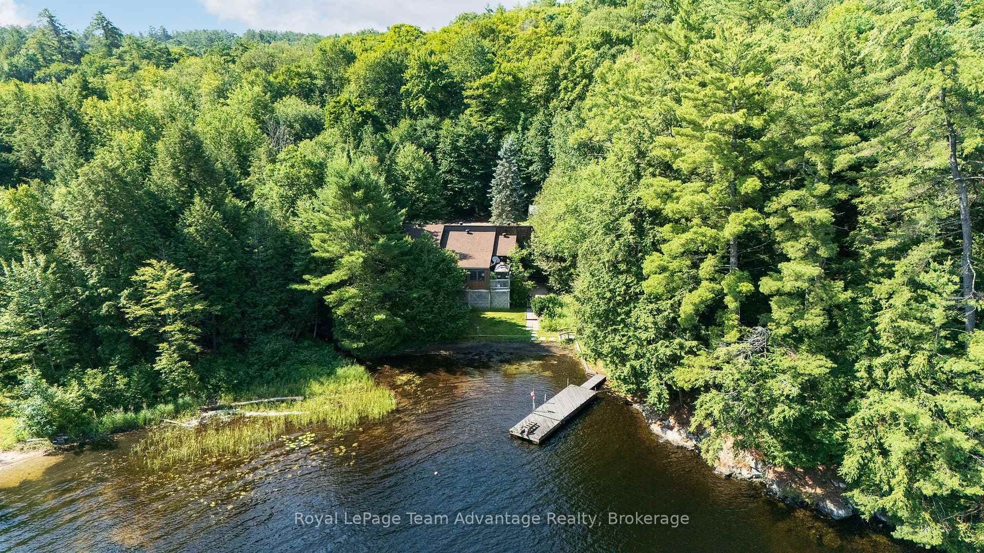 30 Bartlett Drive photo 2