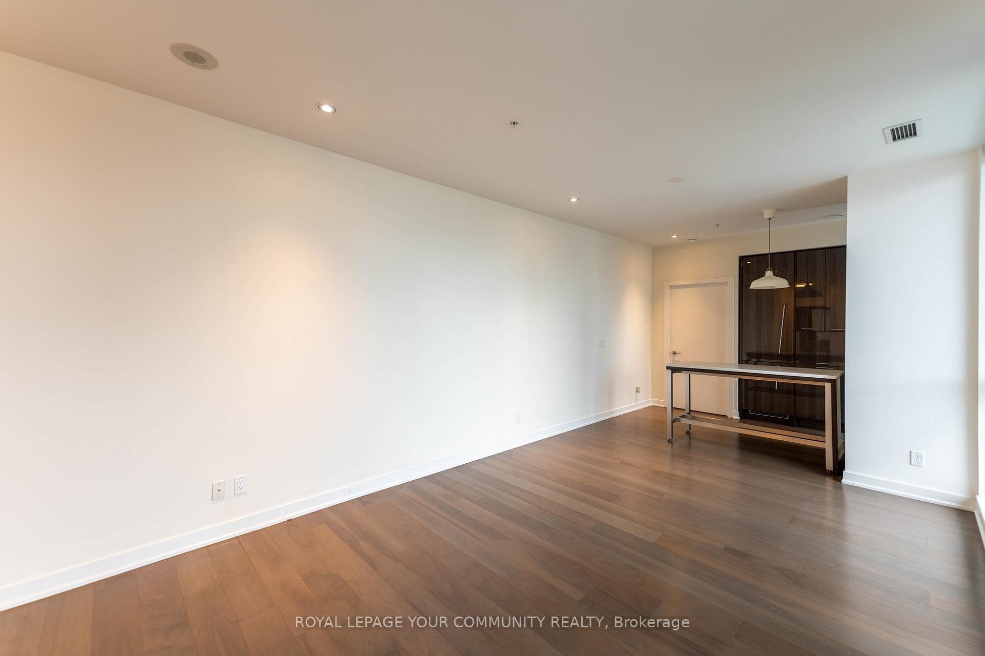 199 Richmond Street Unit 3104 photo 11