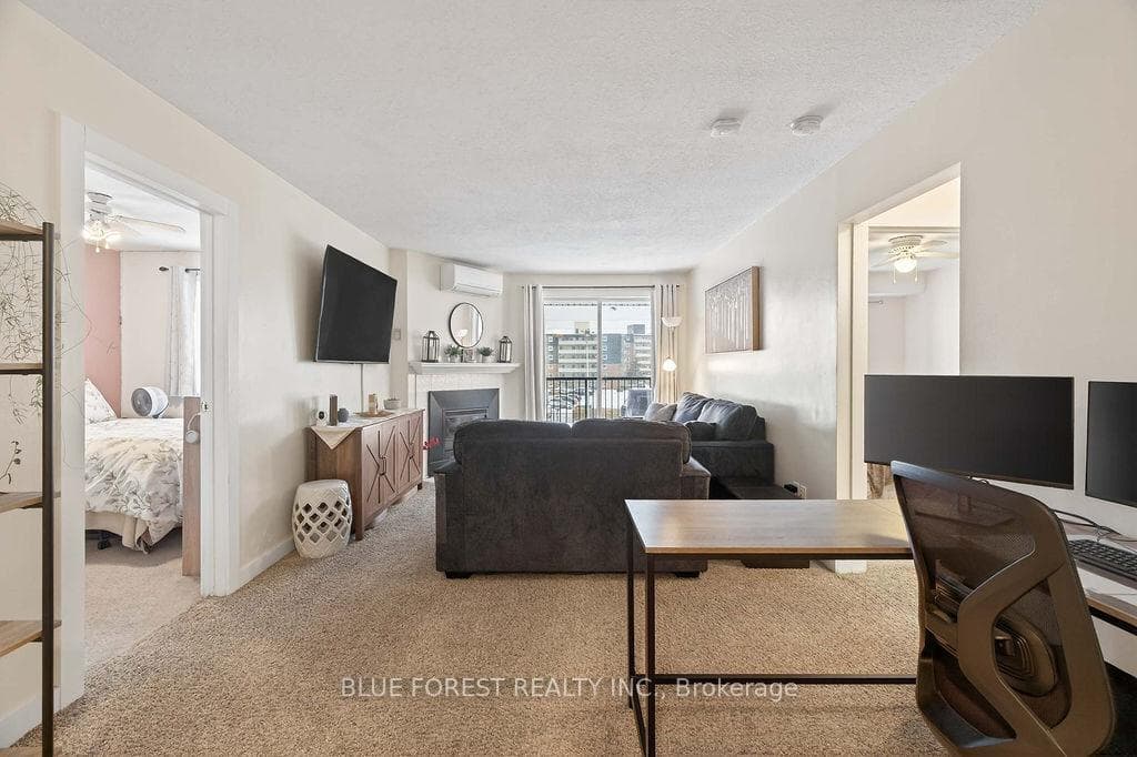 1096 Jalna Boulevard Unit 143 photo 10