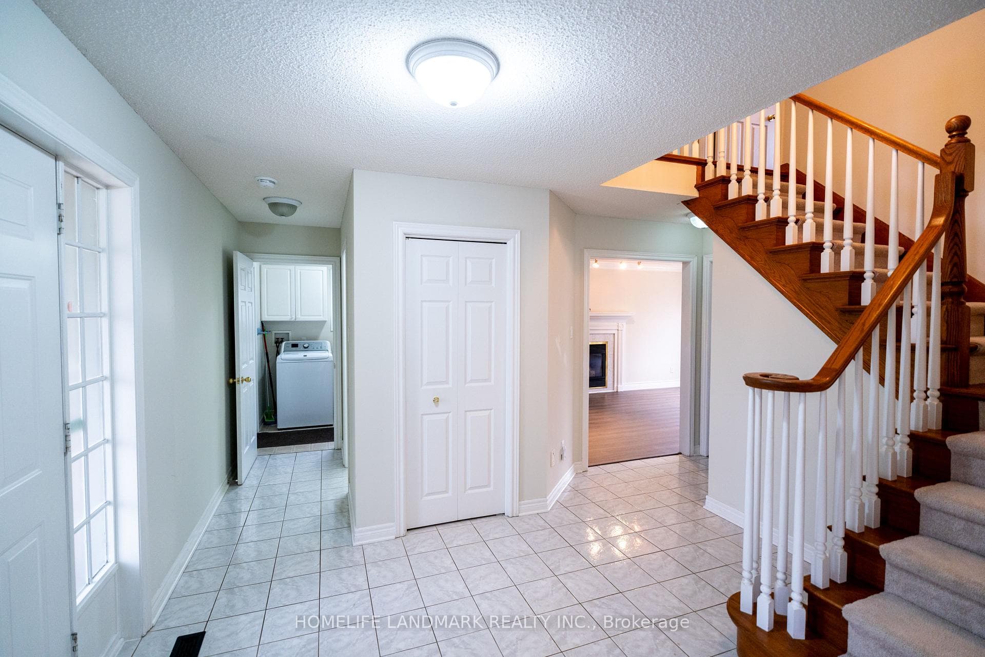 134 Moraine Court photo 3