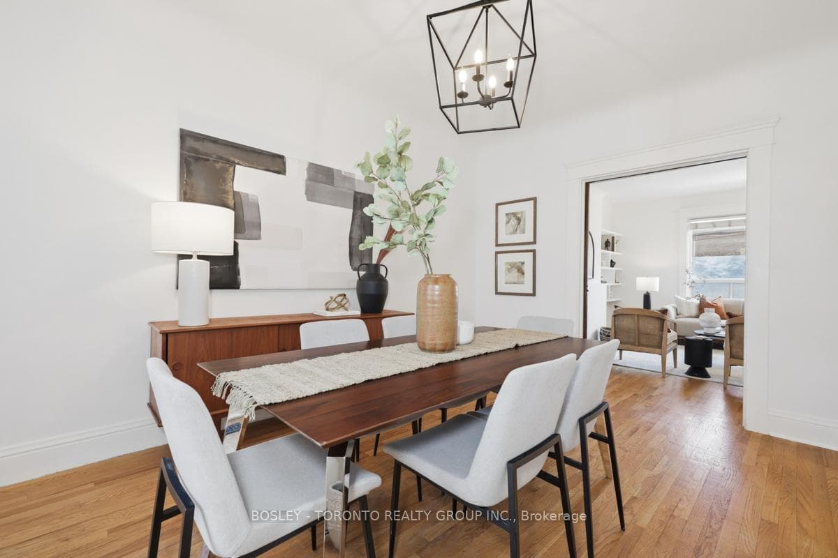 62 Hallam Street photo 8