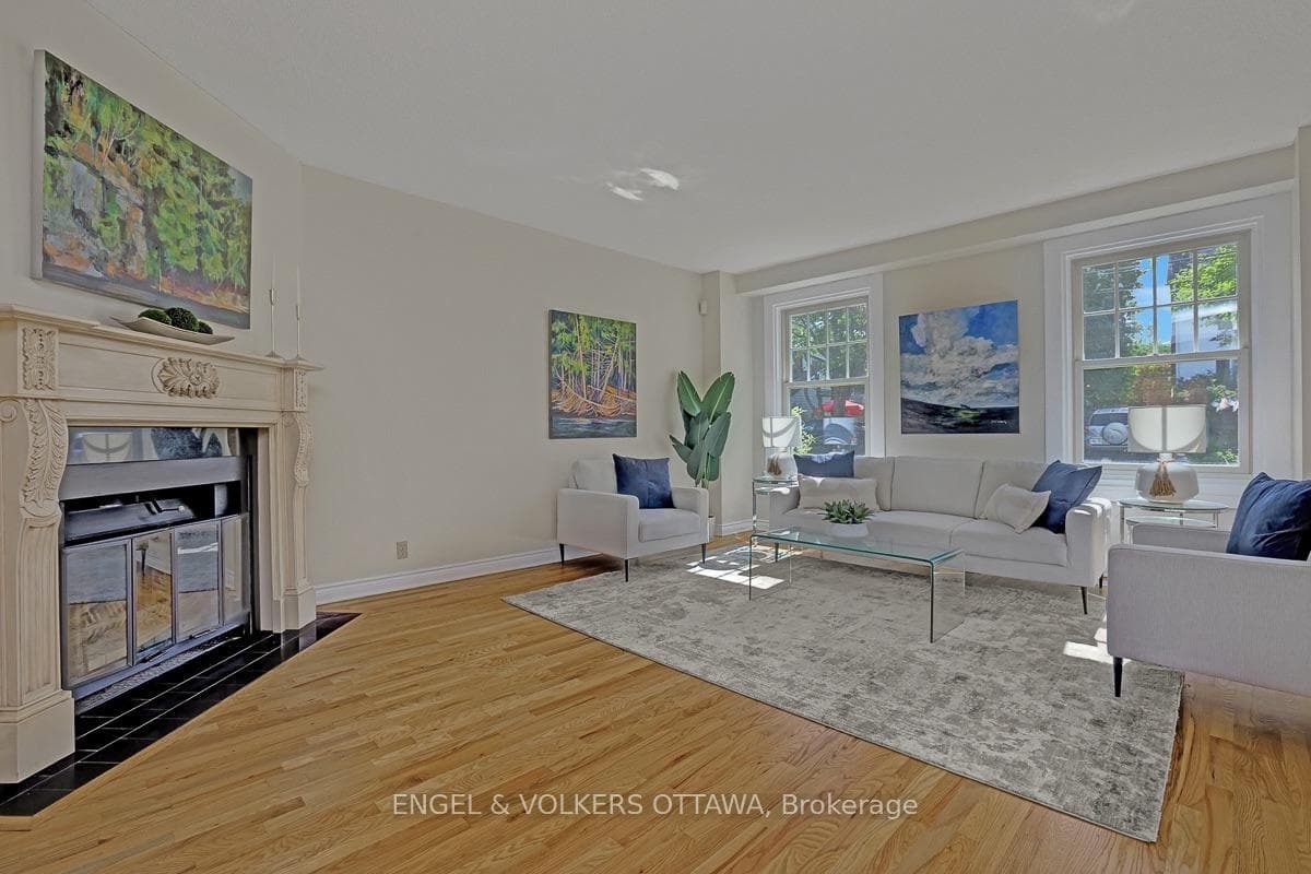 50 Charles Street photo 8