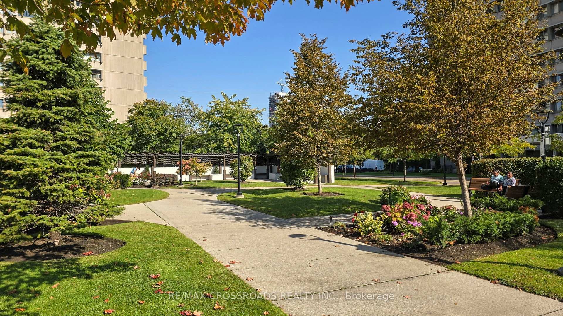 715 Don Mills Road Unit 208 photo 35