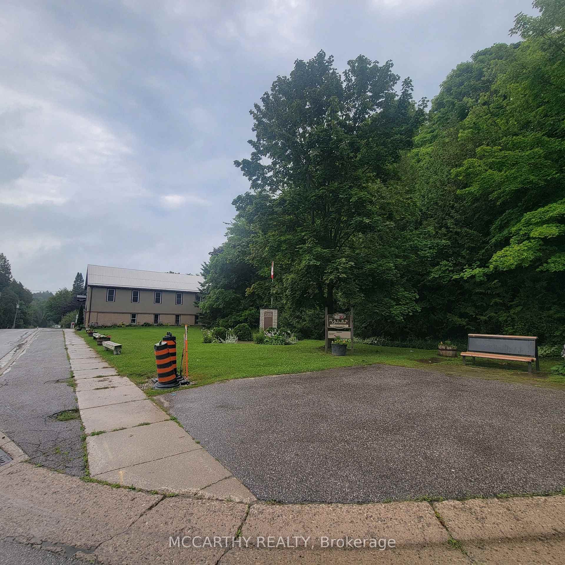 141 Mill Street photo 4