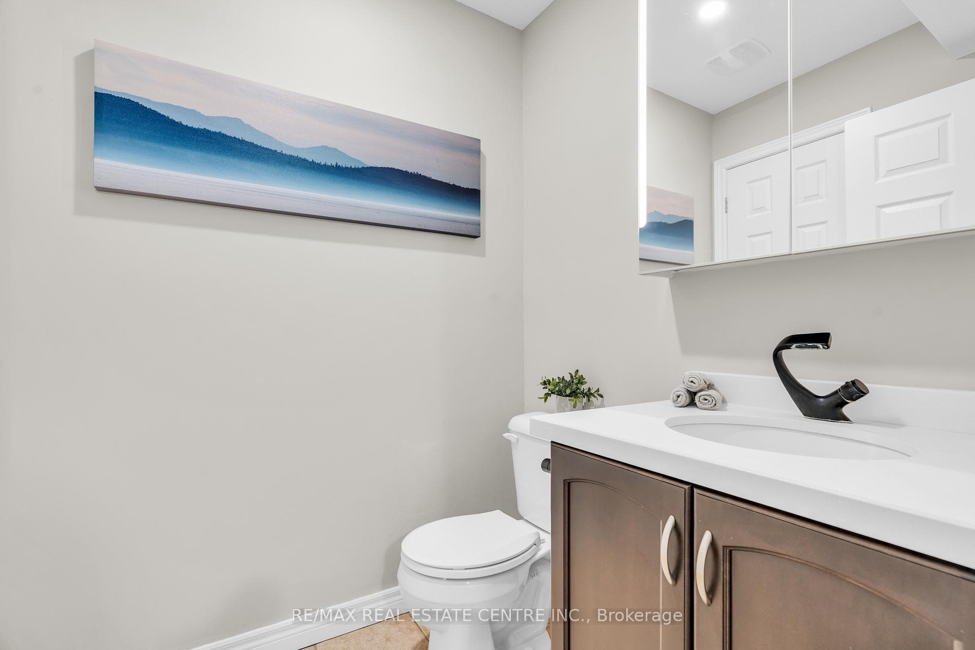 904 Paisley Road Unit 201 photo 6