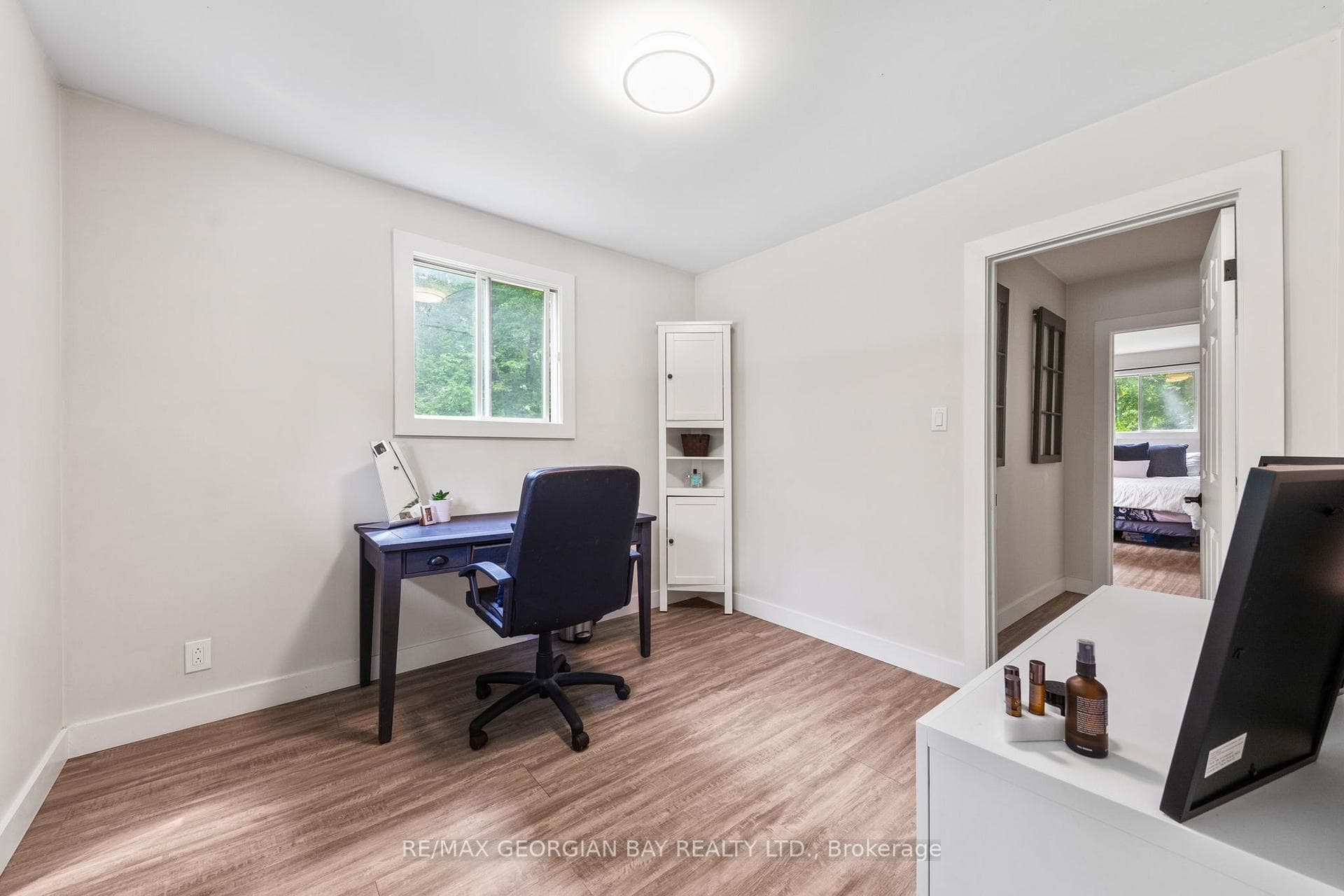 51 Louis Avenue photo 20