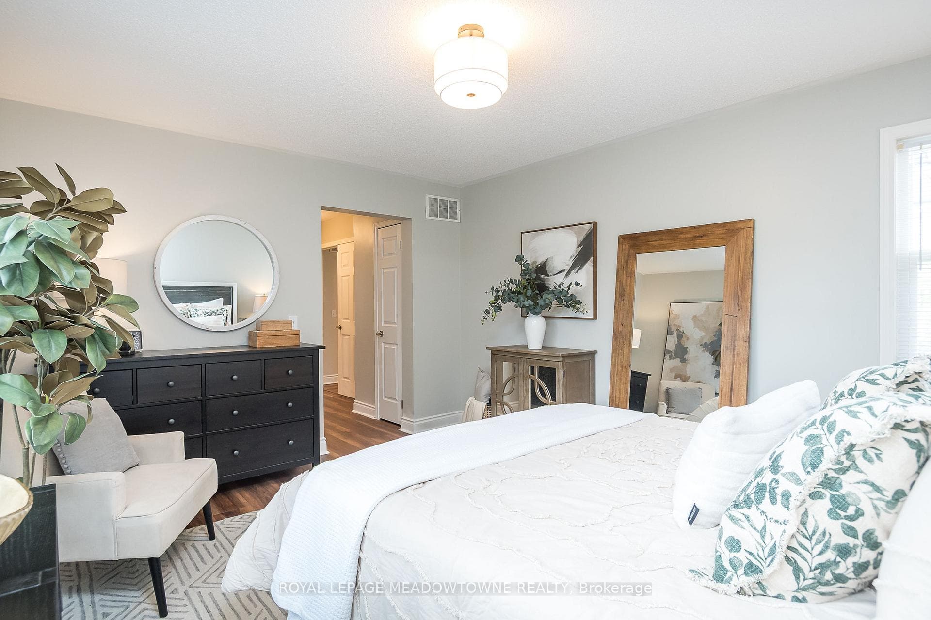 Includes a walk in closet & extra linen closet