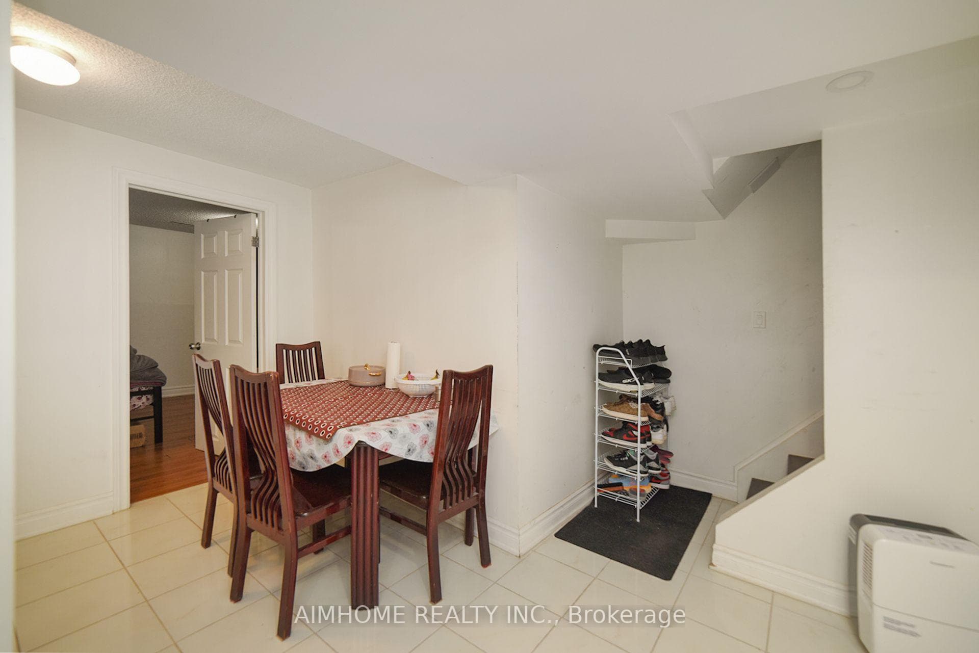213 Hupfield Trail photo 39