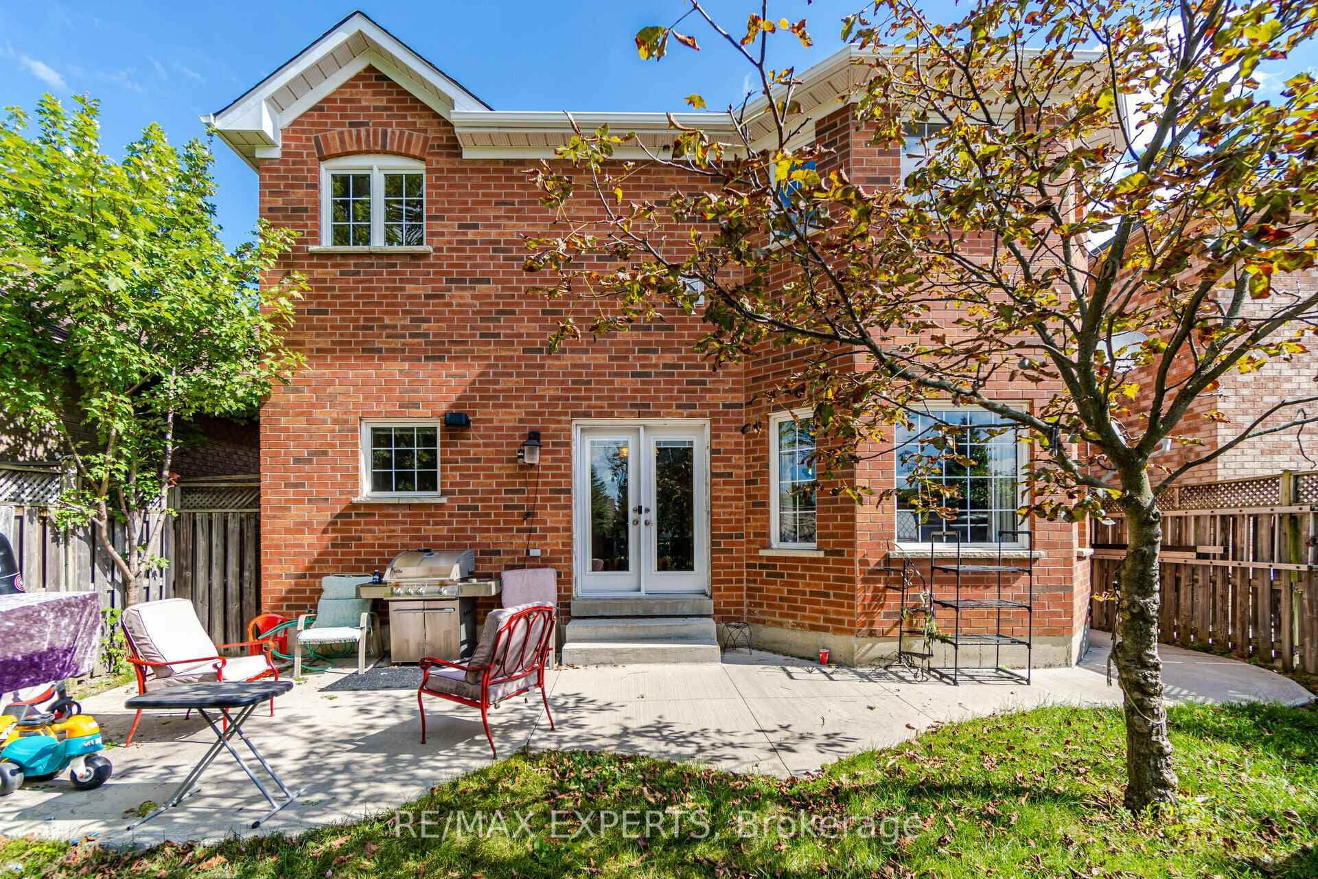 136 Van Scott Drive photo 37