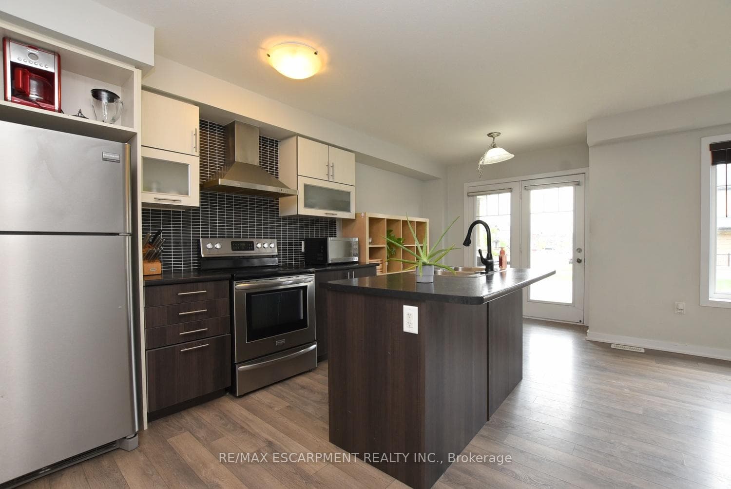 50 Sherway Street photo 11
