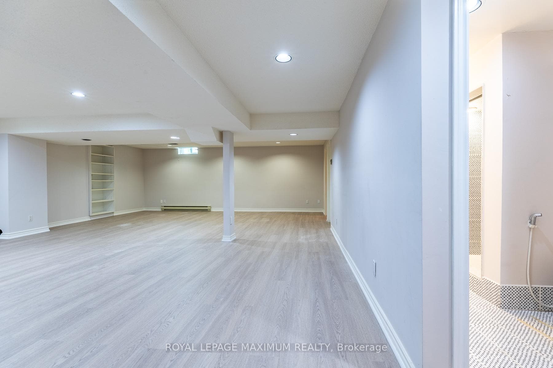 22 A Waltham Crescent photo 37