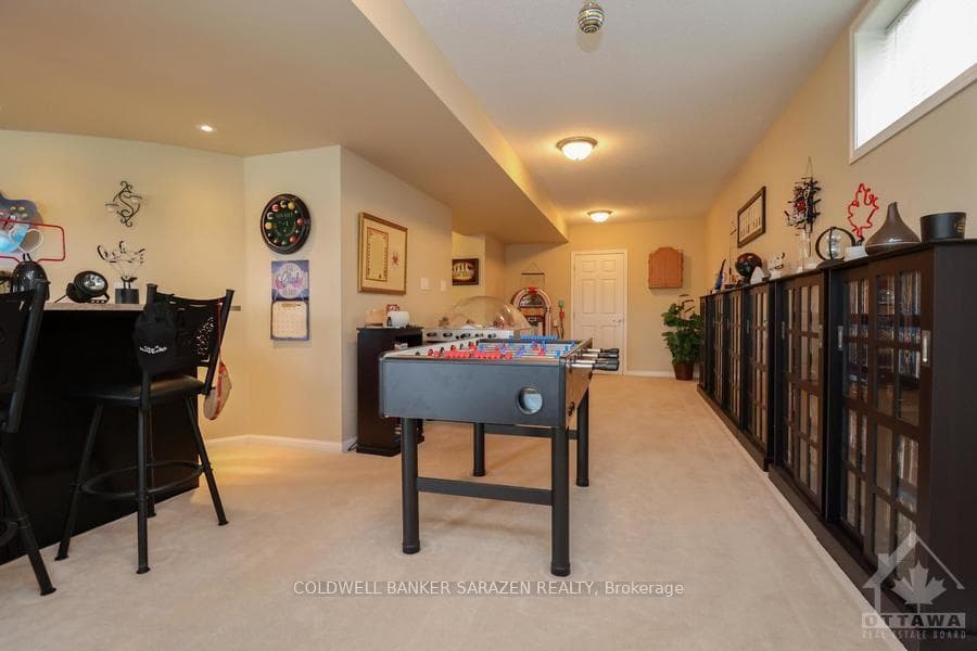 330 BAMBURGH Way photo 26