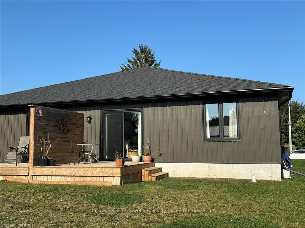 154 SILLS Street photo 13