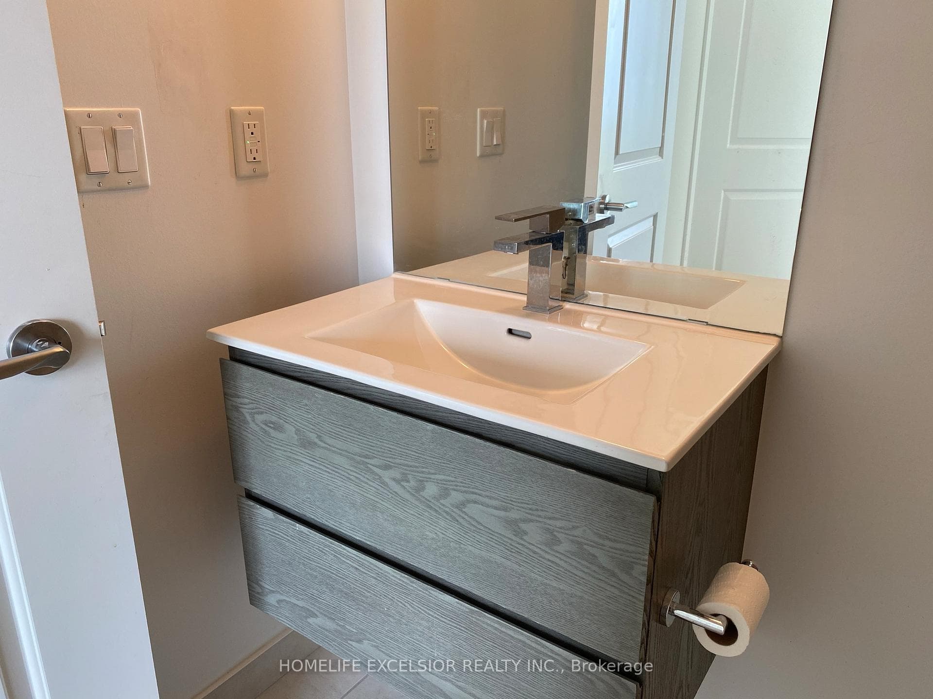 195 Bonis Avenue Unit 1704 photo 13