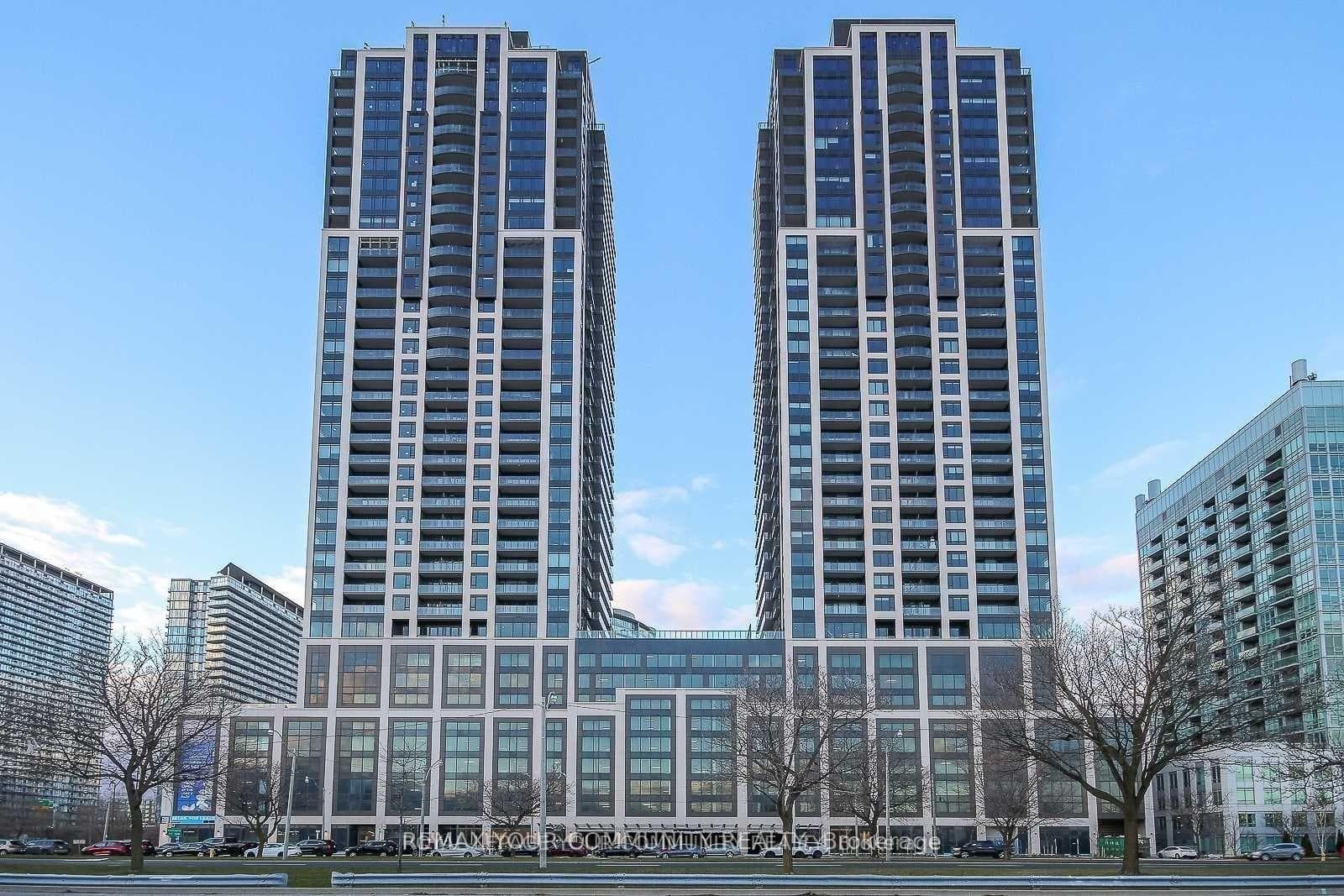 1926 Lake shore Boulevard Unit 3705E photo 1