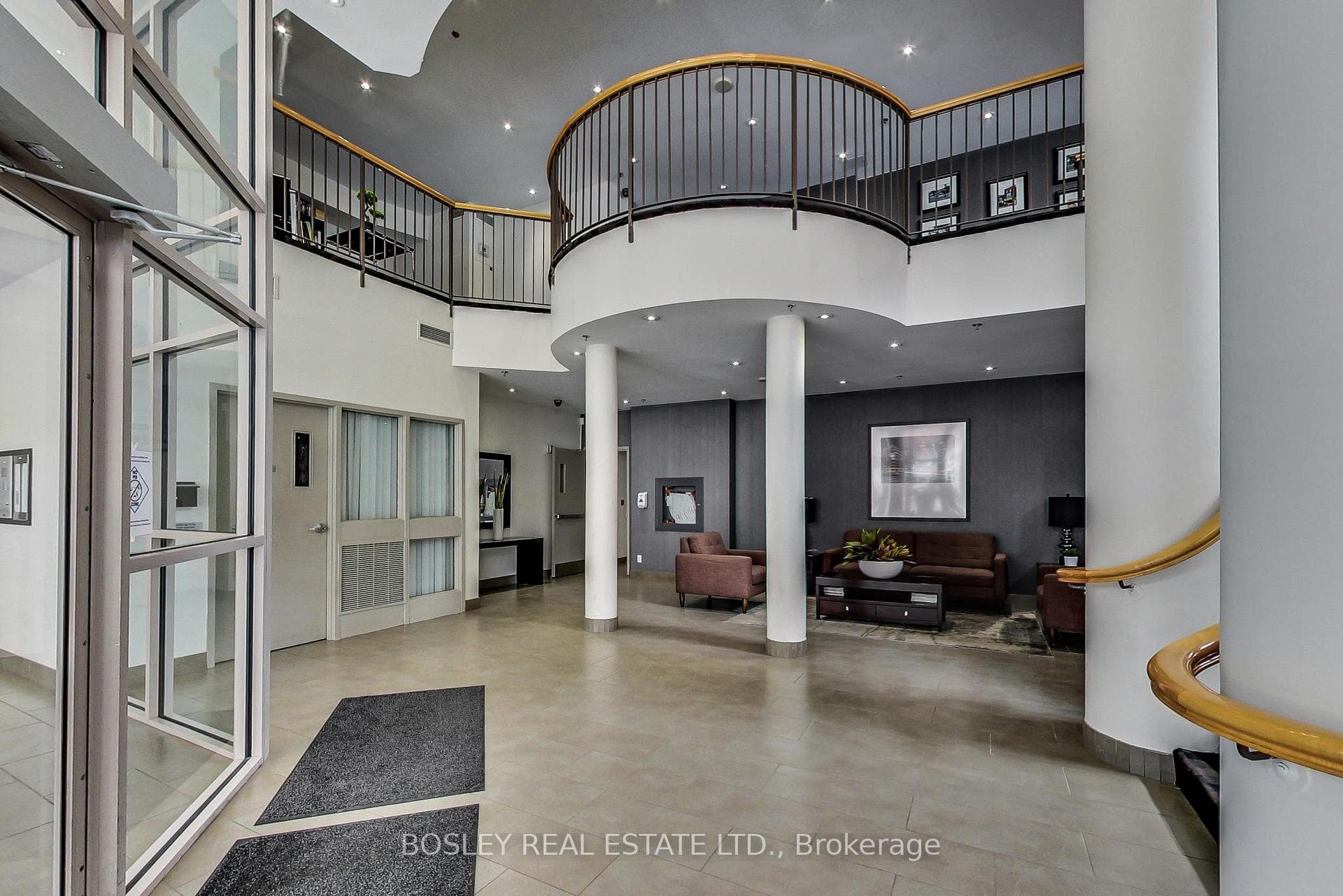 1369 Bloor Street Unit 303 photo 19
