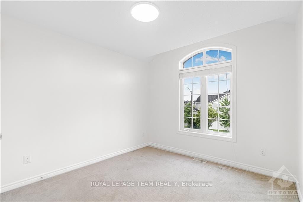 57 CROWNRIDGE Drive photo 22