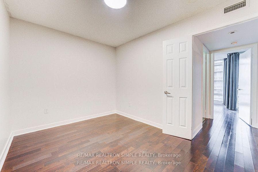 15 Brunel Court Unit 703 photo 20