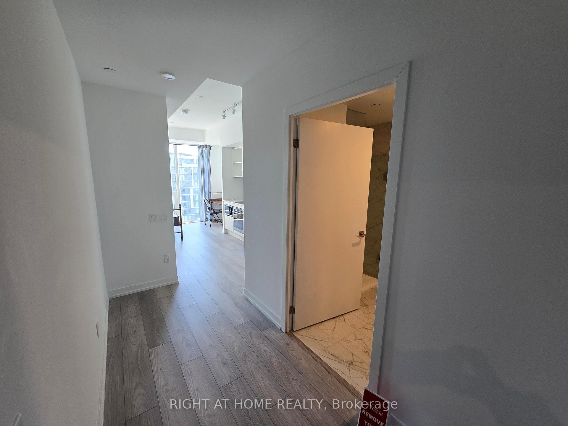 82 Dalhousie Street Unit 3518 photo 3