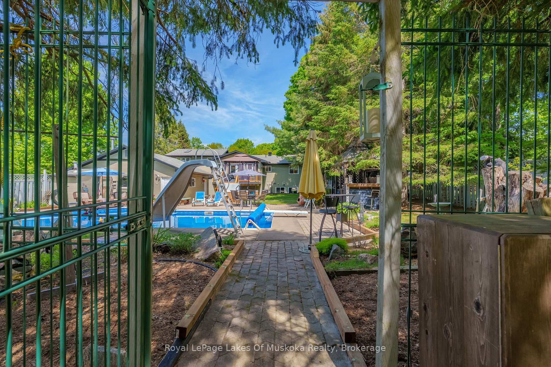 46 Meadow Heights Drive photo 40