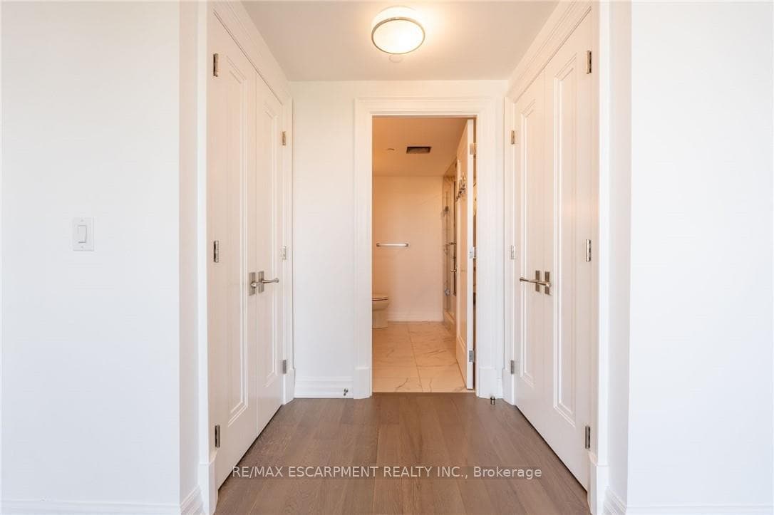 2060 Lakeshore Road Unit 406 photo 28