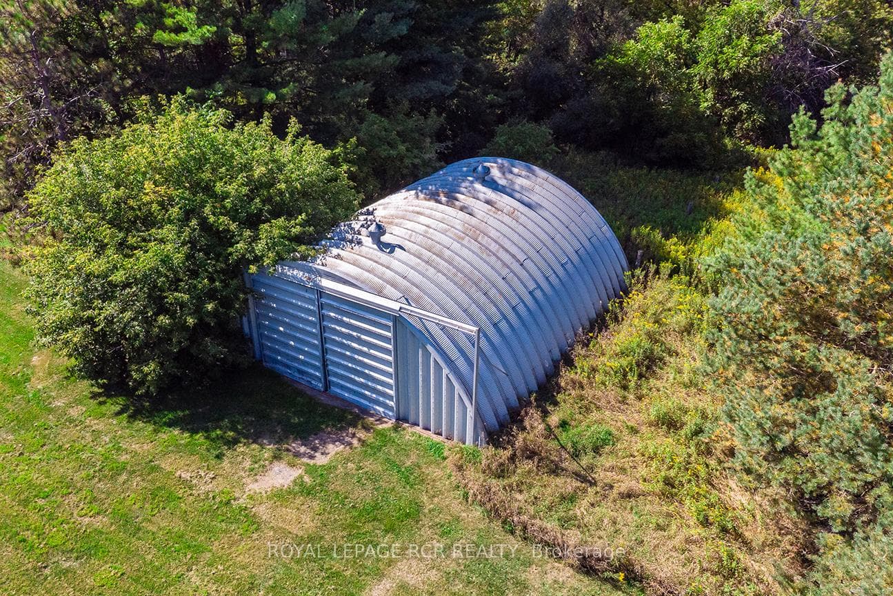 2534 Highpoint Side Road photo 31