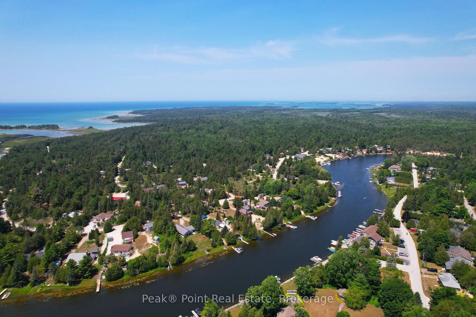 Walking distance to River Access & North Beach!