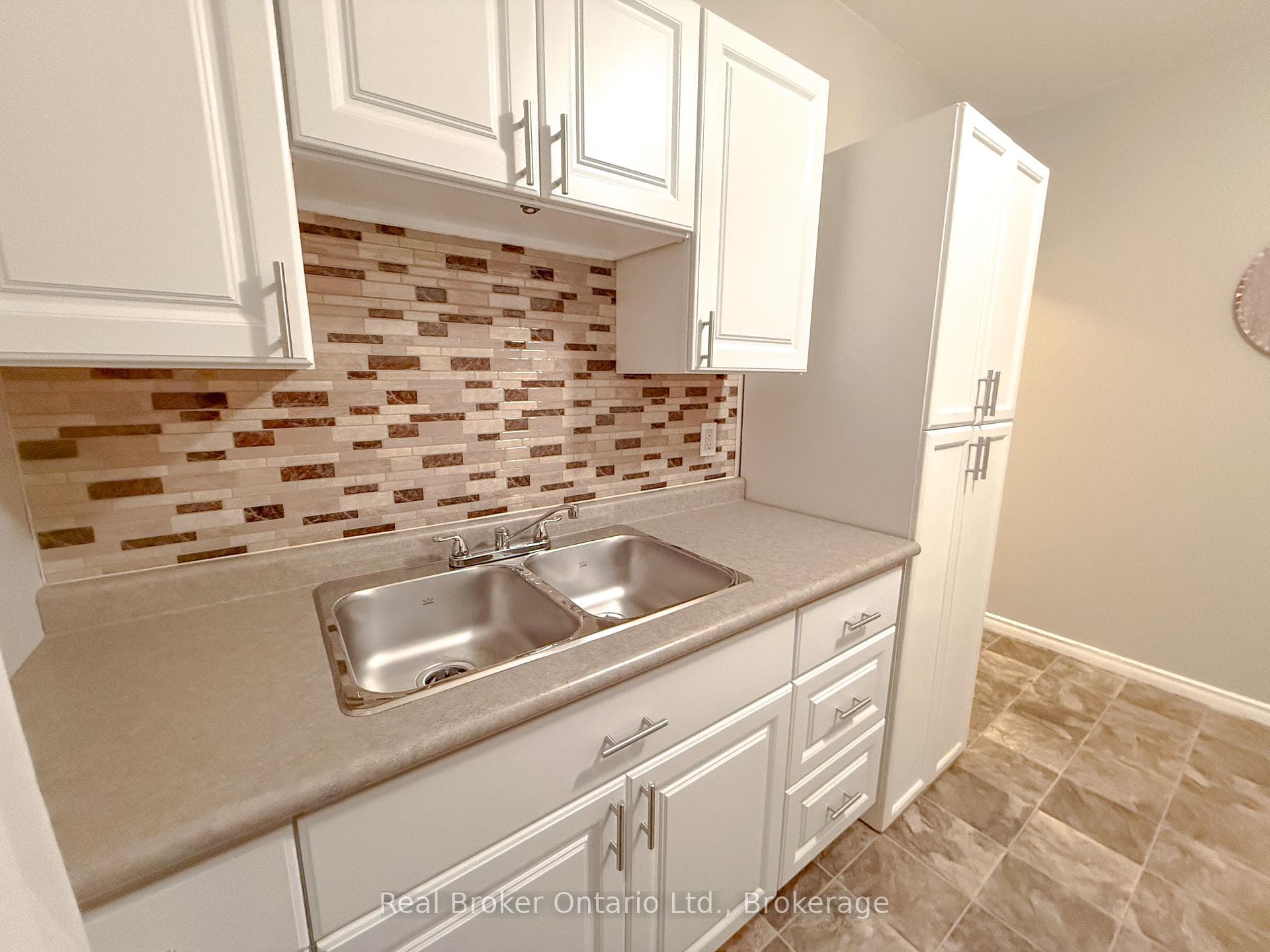 25 Drummond Street photo 13