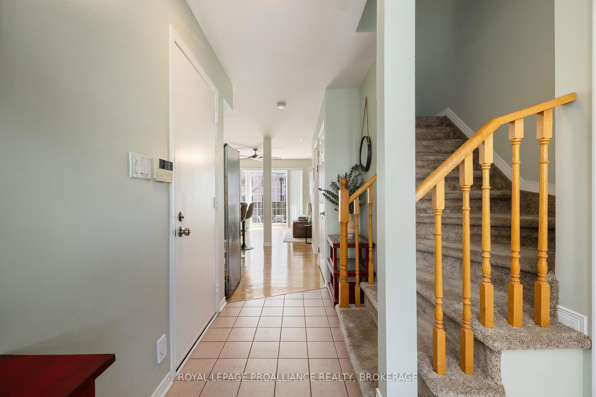 107 Rideau Street photo 6