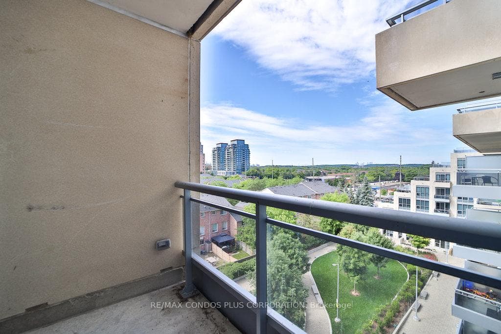 9199 Yonge Street Unit 616 photo 17
