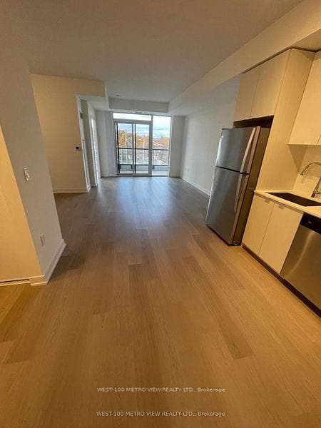 859 The Queensway N/A Unit 315 photo 2