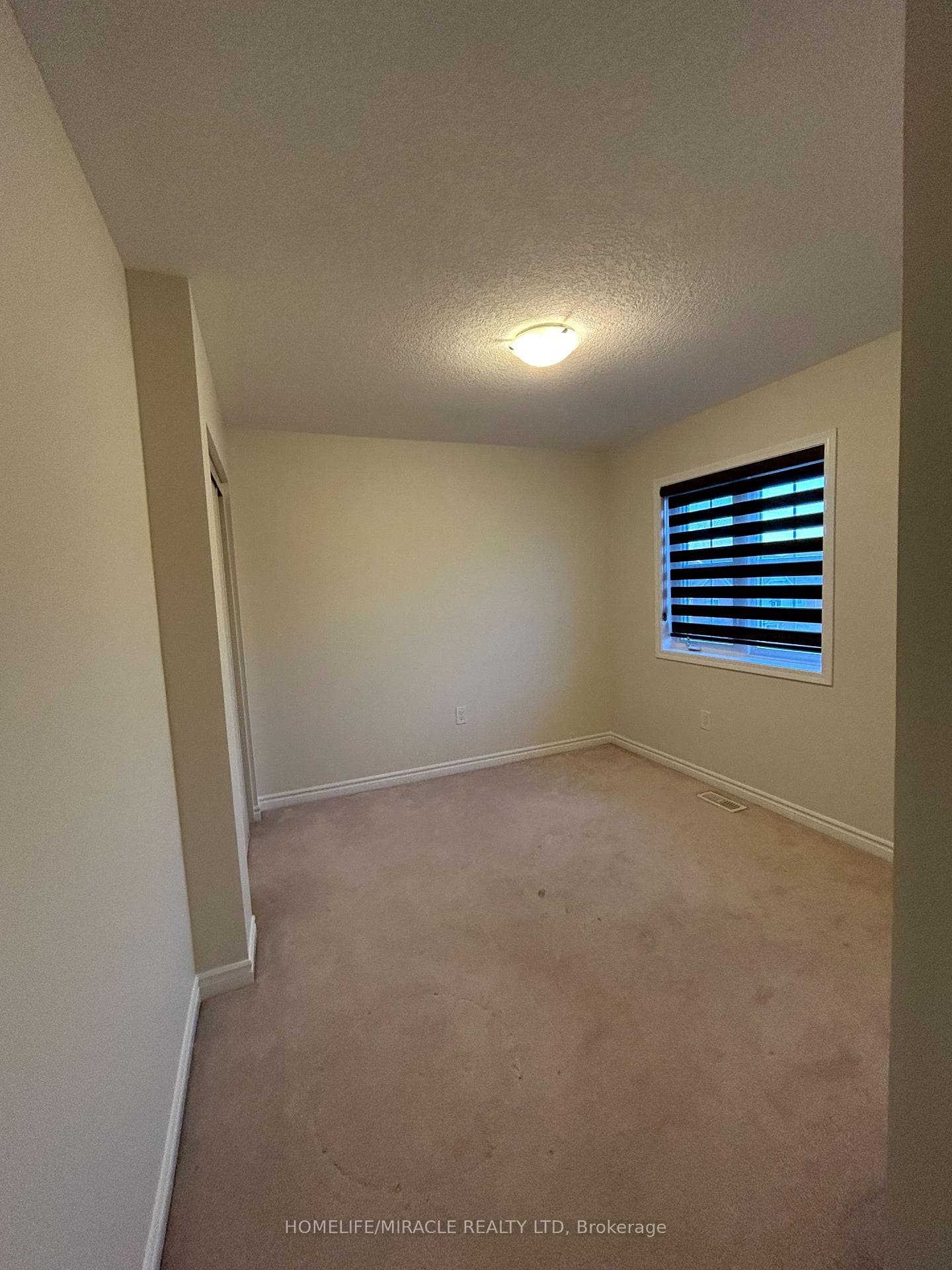 22 Spring Creek Drive Unit 6 photo 11