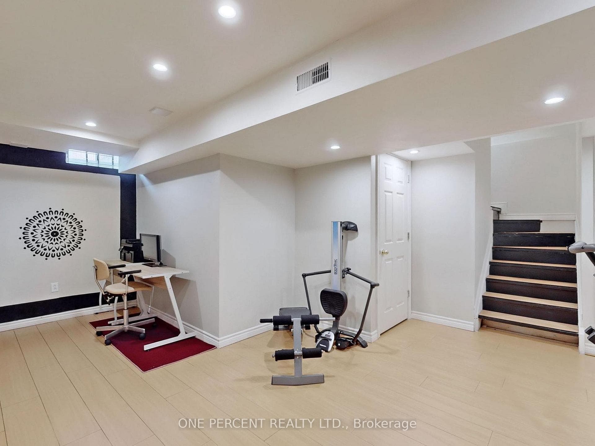 32 Fernbank Place photo 23