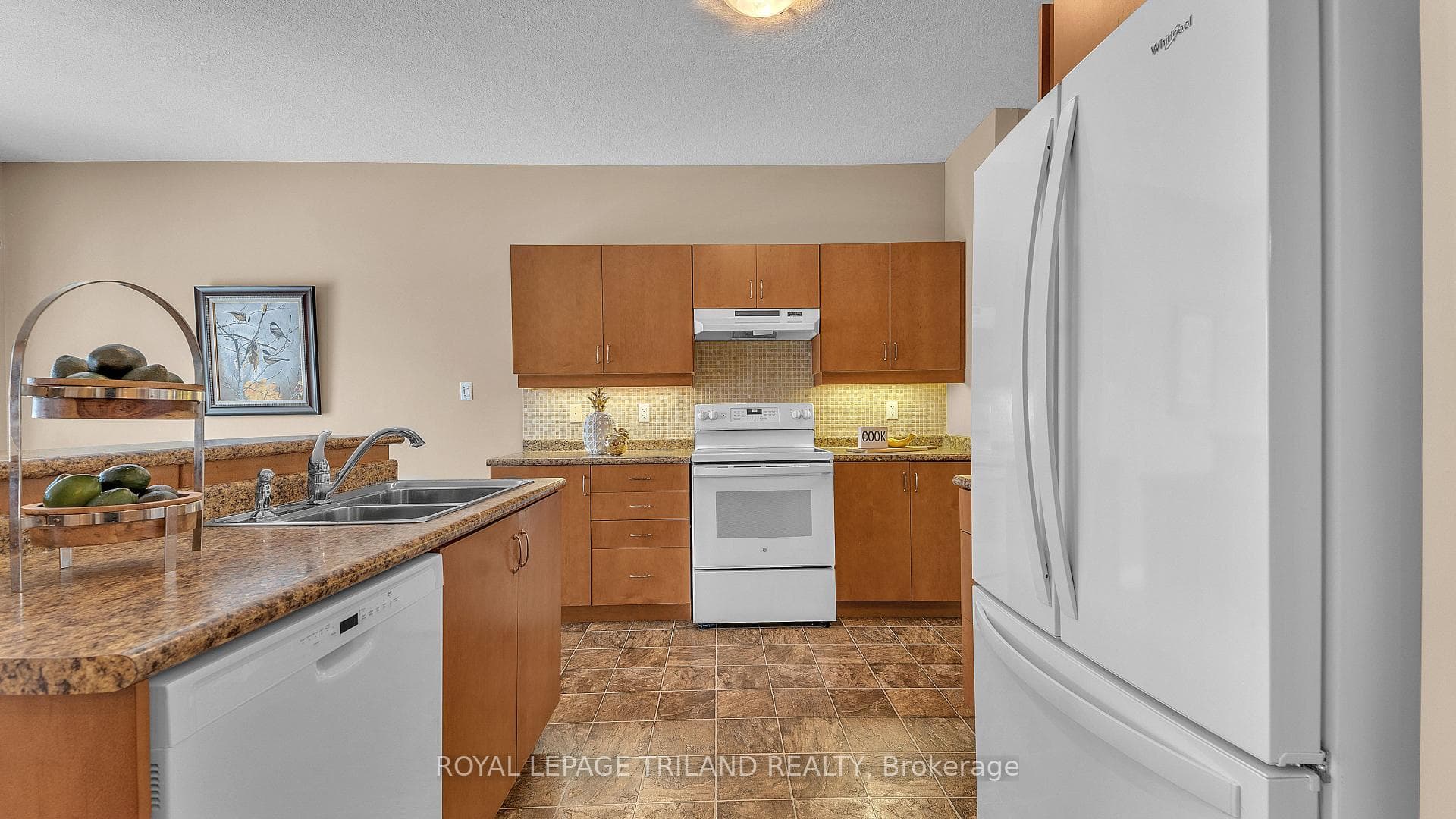 1840 Dormer Drive photo 6