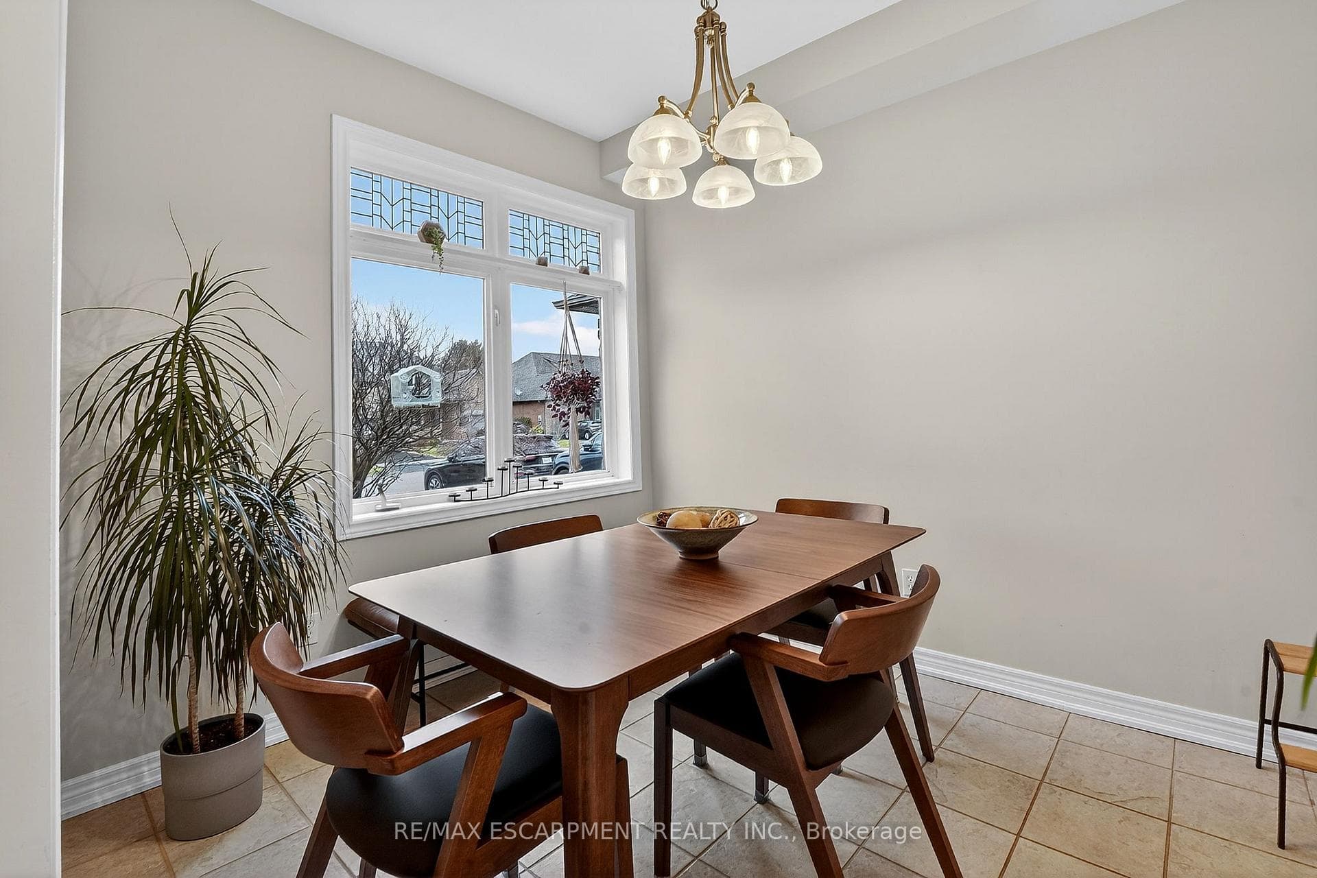 6 Conrad Place photo 16
