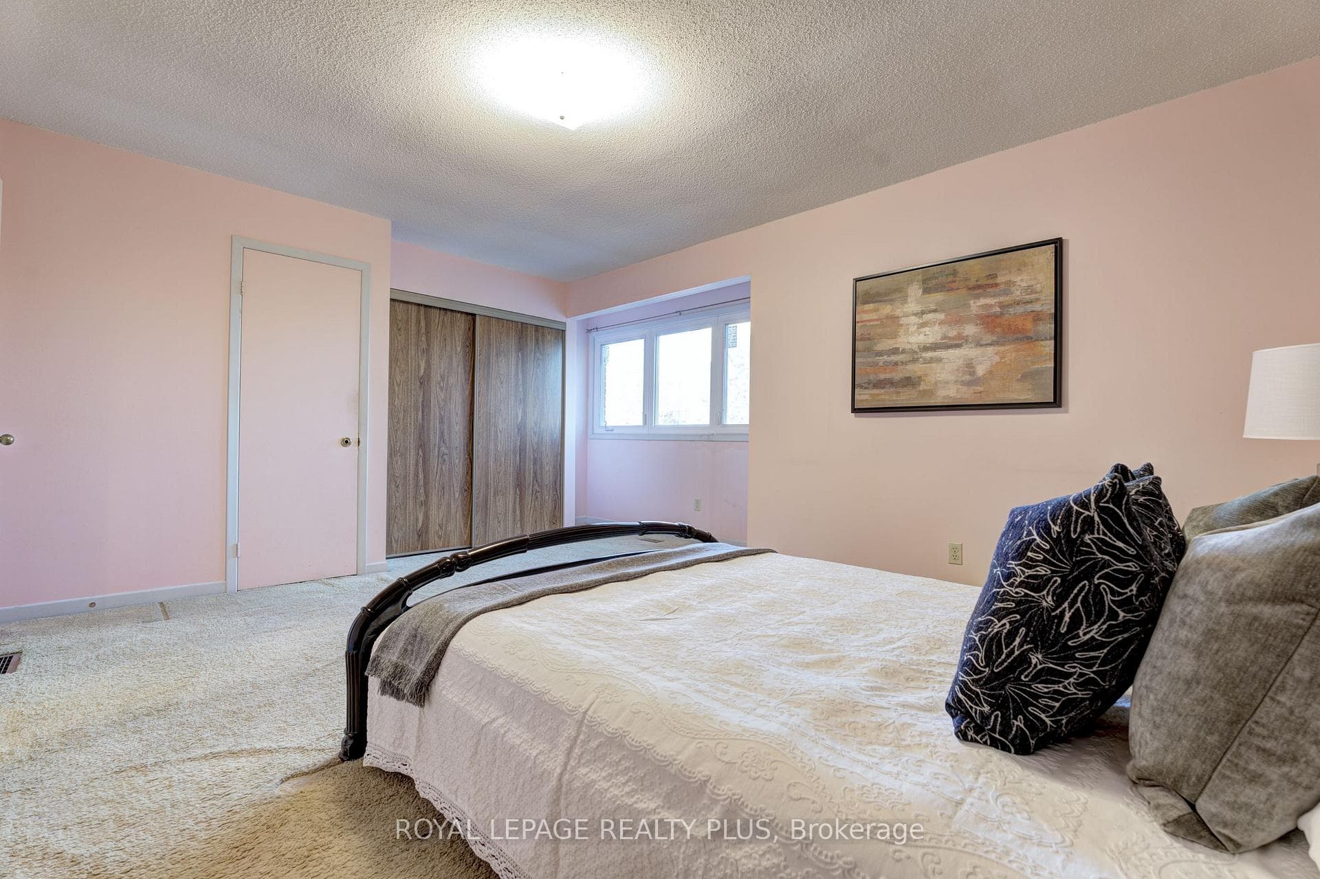 861 Riley Court photo 23